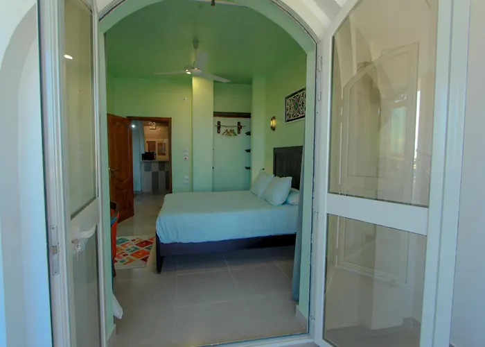 36 Southwalk * El Qoseir
